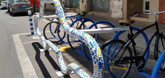 Imagen de �A RODAR MI VIDA�, BUSCAN EMBELLECER BICICLETEROS P&Uacute;BLICOS