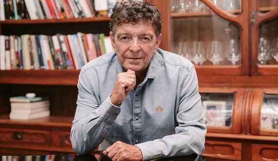 Imagen de Cuatro d&eacute;cadas junto al VIH: Sergio Lupo y su nuevo libro