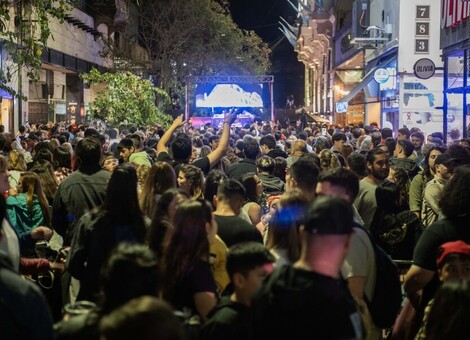Imagen de Rosario tendr&aacute; una nueva &laquo;Noche de Peatonales&raquo;
